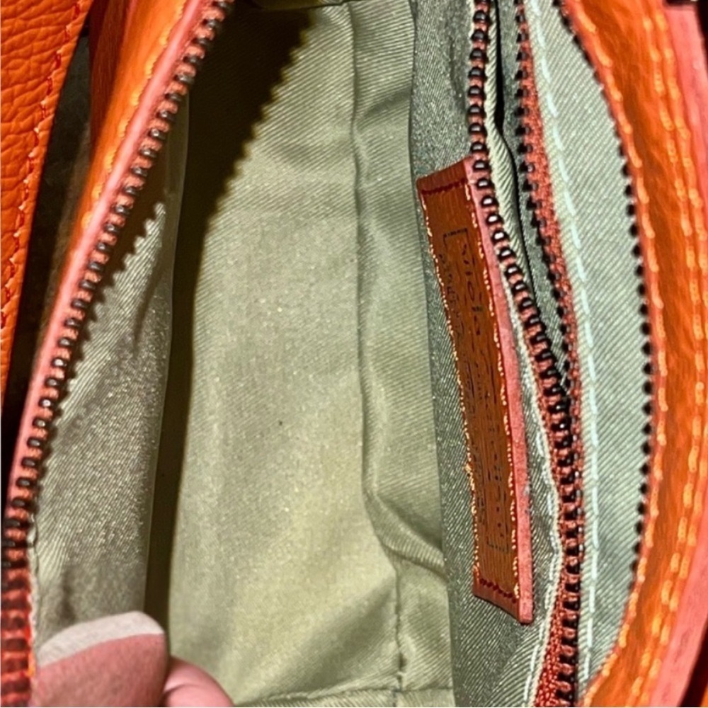Viola Castellani Orange Leather Crossbody Bag - Picture 9 of 11